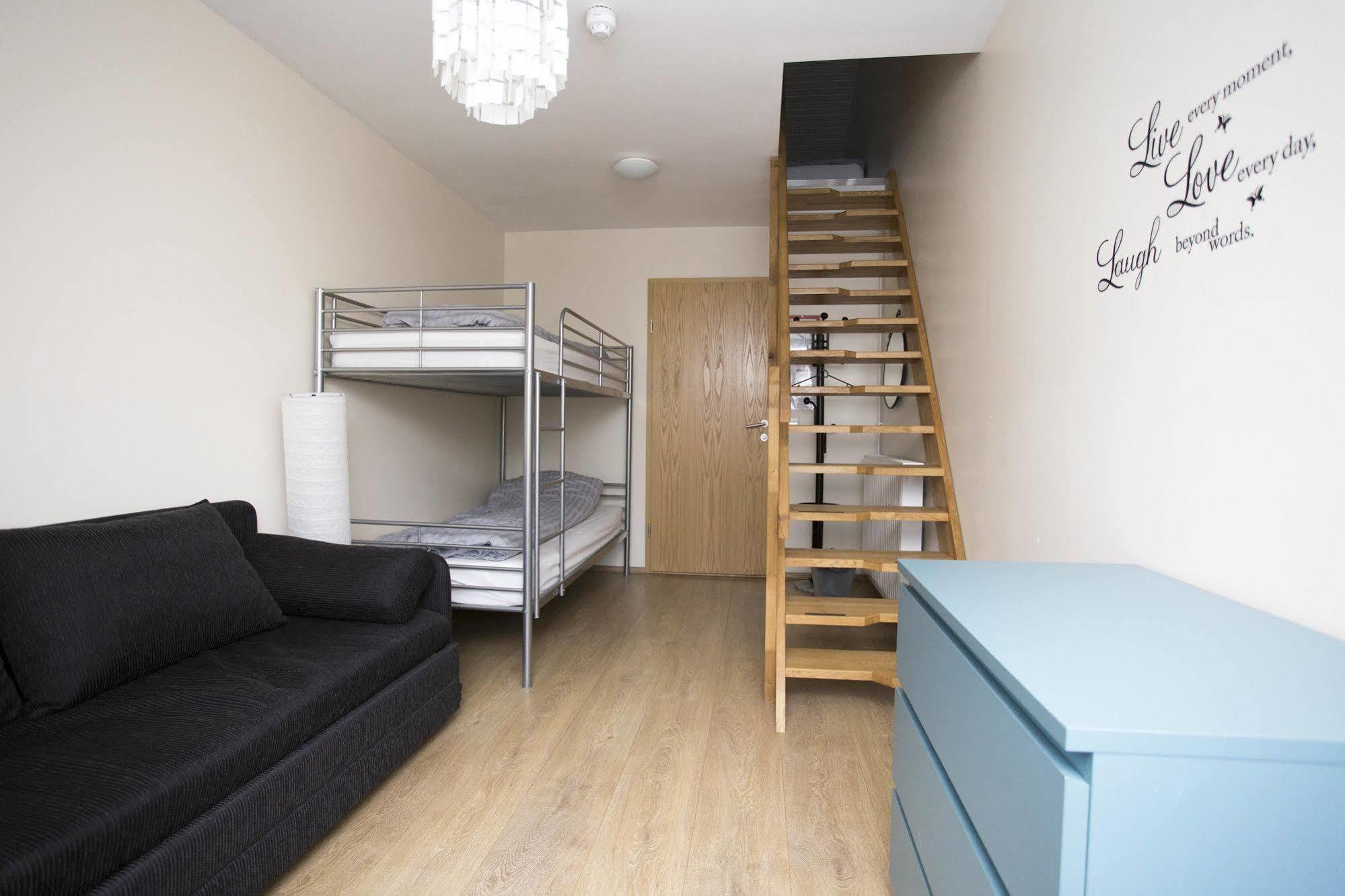 Aska Hostel Västmannaöarna Exteriör bild